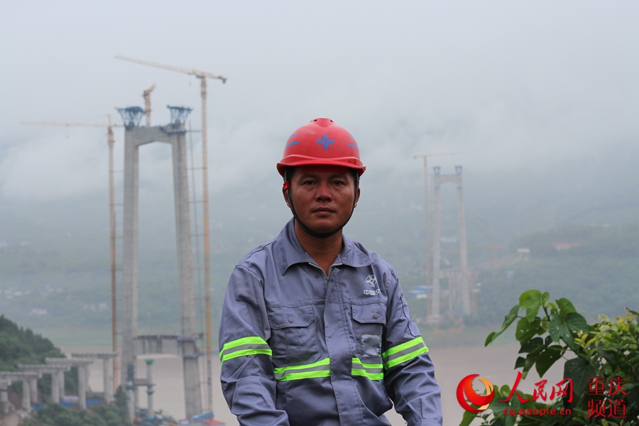 人民网：从电焊学徒到项目“主心骨” 一位产业工人的奋斗底色                                                                                                                                                                          